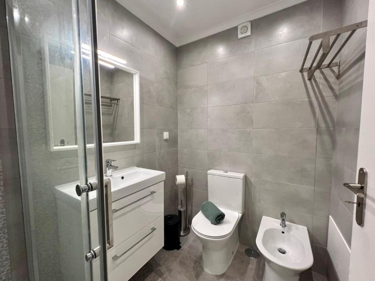 Armacao De Pera Brightness 2 With Pool By Homing Apartment Luaran gambar